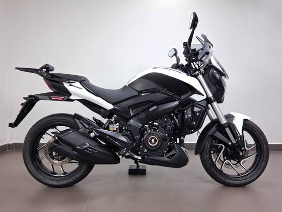 BAJAJ DOMINAR 400 BAJAJ DOMINAR 400